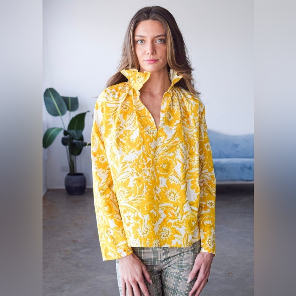 NEW Never A Wallflower Women's Medium Vicki Long Sleeve Ruffle Top Ocher Floral